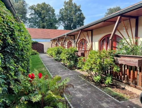 Kert, Hotel Fogl in Nova Bystrice