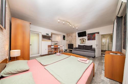Apartments Volf 1405 - image 5