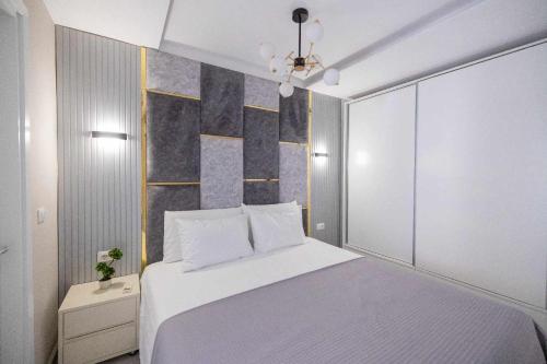Zoto Luxury Apartment - image 2