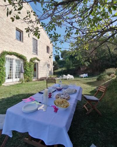 Il Giardino nella Valle in Belvedere Ostrense