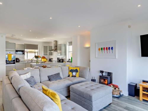 3 Bed in Appledore WATER, Appledore (foto 3)
