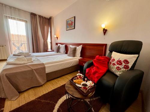 Honey House, Bansko