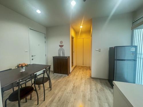 Kitchen, Minimal 2 BR next to IKEA, Central Westgate Bangyai near Talad Bang Yai MRT Station