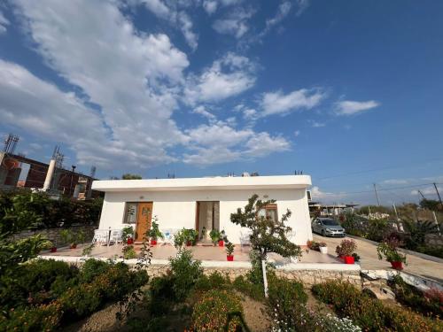 Apartment with Sea View image 2
