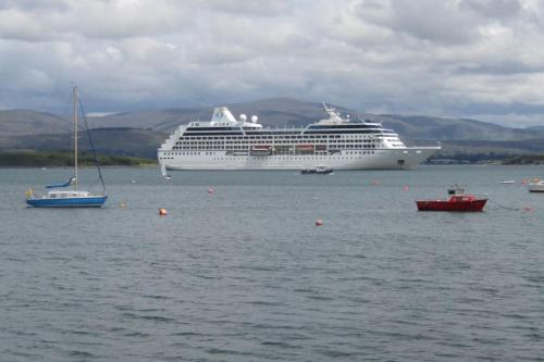 Explore The Wild Atlantic Way in Bantry