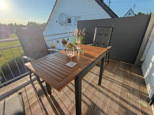 balcon/terasă, Tanjas Ferienwohnung mit Weitblick in Altenkirchen (Westerwald)