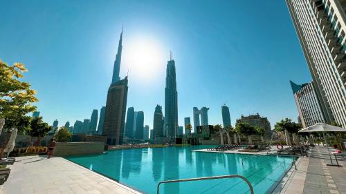FULL Burj Khalifa view 2BR with Dubai Mall connection in Downtown 4
