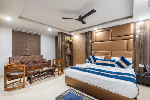 room detail thumbnail 0