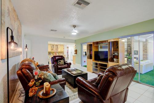 Classic Modern 3-Bedroom Oasis in Fort Lauderdale, USA