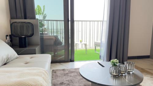 Studio -10 min to Dubai Mall, Dubái (foto 10)