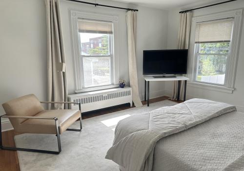 Sweet Escape, 2BR apt in BEACH community, Only 1 hr to NYC! in Norwalk, USA