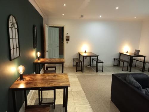 Shared lounge/TV area, Quarrie House in Cramlington Eastfield