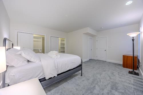 Private Bedroom in Annandale VA Close to DC Attractions & Hospitals