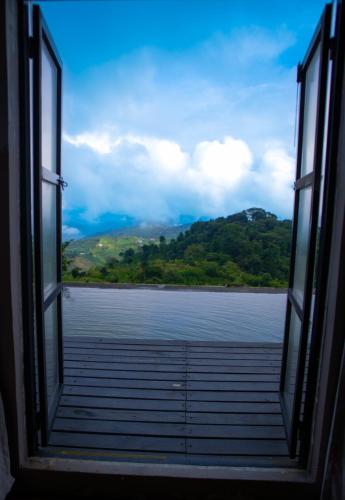 Surrounding environment, Casa Grande Coffee House in Marsella