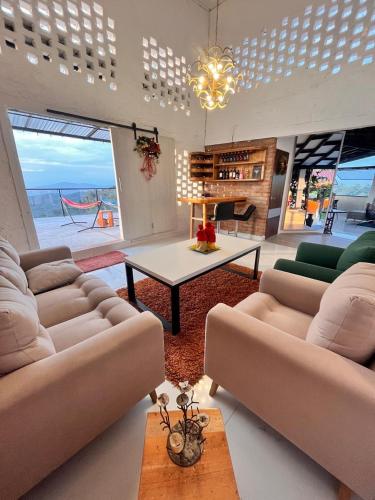 Surrounding environment, Casa Grande Coffee House in Marsella