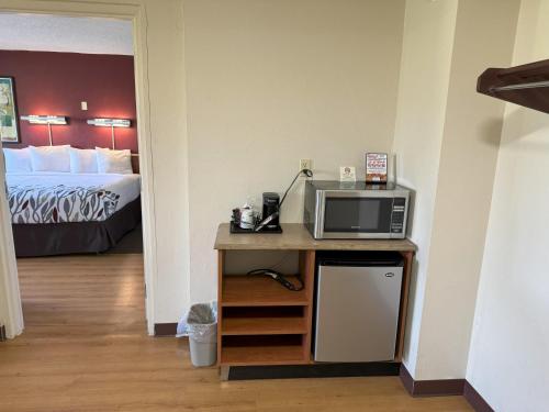Sycamore Suites - image 9