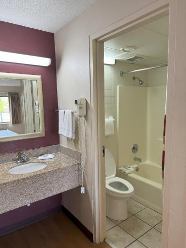Sycamore Suites - image 13