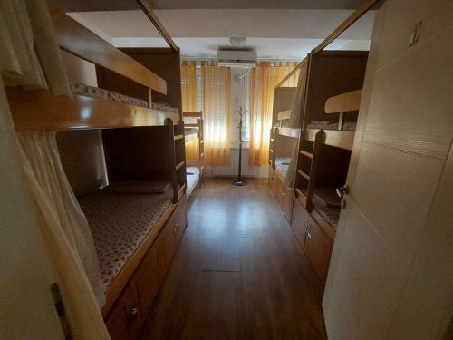 Hostel Valentin 2 in สโกเปีย