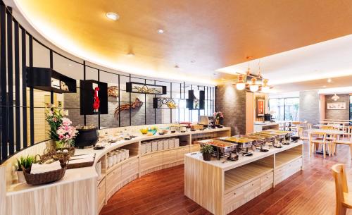 Étterem, Baron Residence Bangkok in Bang Kapi