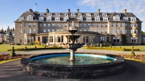 The Raeburn 2 Bedroom Apartment in Craigie