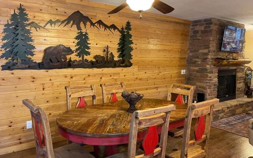 Sleepy Bear Cabin Sleepy Bear Cabin