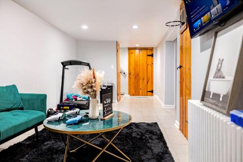 Golden Gateway Studio 20 Min NYC in Jersey City, USA