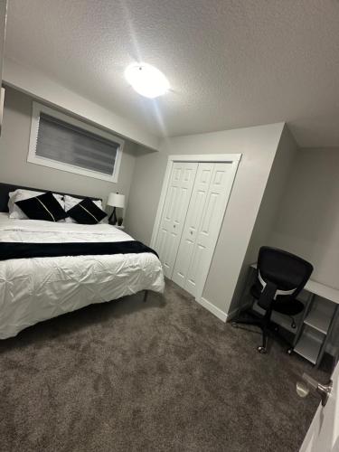 A Peaceful Cozy and Sparkling Suite in a very Serene Atmosphere, Calgary, Alberta