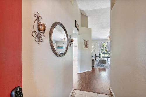146 Florida 3BR Home close to Legoland Park 12ppl in Winter Haven, USA