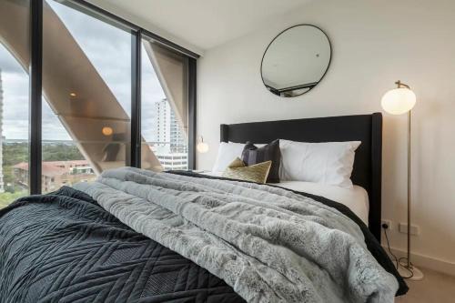 Lavish Condo Prestigious St Kilda Rd Boulevard in St. Kilda Road