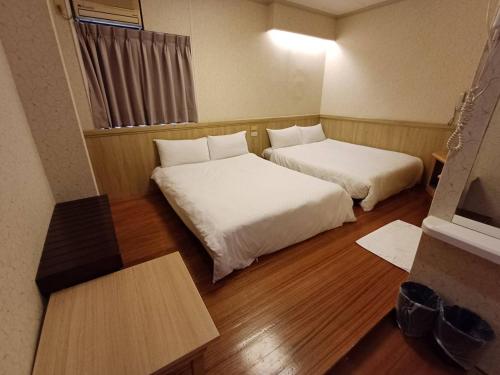 Long Cherng Hotel in Yilan