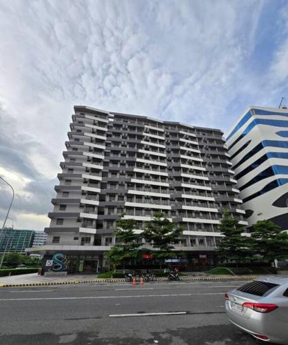 Casa Bella at S Residence, Near SM Mall of Asia