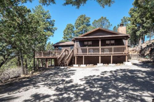 Coronado Cabin at Ruidoso with Forest View - main image