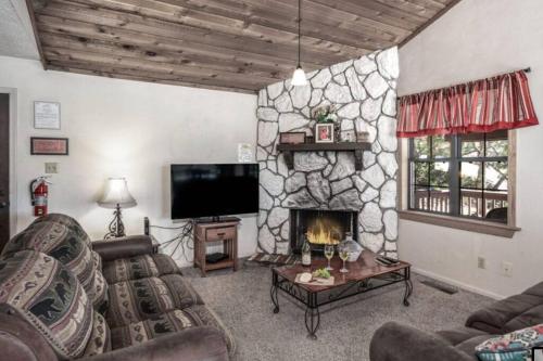 Coronado, Cabin at Ruidoso, with Forest View Coronado, Cabin at Ruidoso, with Forest View