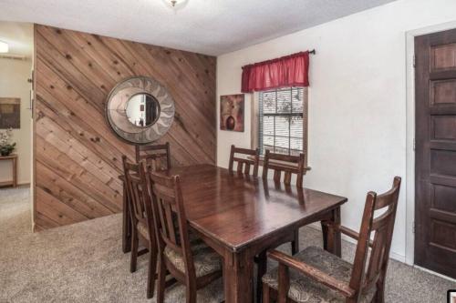 Coronado Cabin at Ruidoso with Forest View - image 11