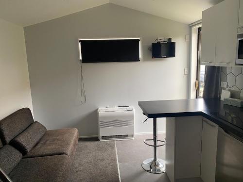 Christchurch Airport Tiny House in Russley