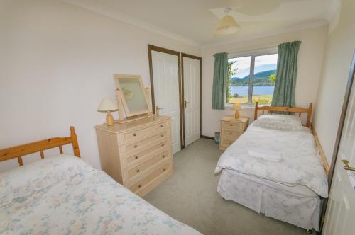 Blarghour Farm Cottages Overlooking Loch Awe - image 5