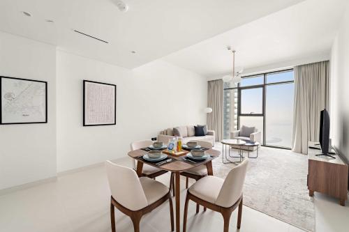 Silkhaus Vacation Homes 1BDR in Marina Vista with Private Beach, Dubai (photo 5)