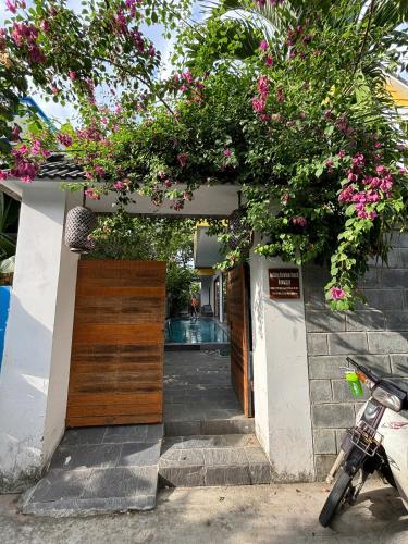 Three-Bedroom Villa image 6