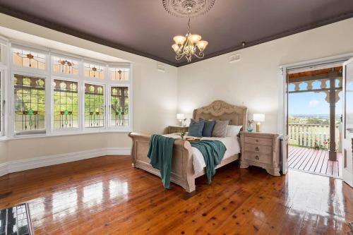 Beautiful Federation Residence for 16 Guests great for wedding functions in Labertouche
