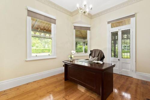Beautiful Federation Residence for 16 Guests great for wedding functions in Labertouche