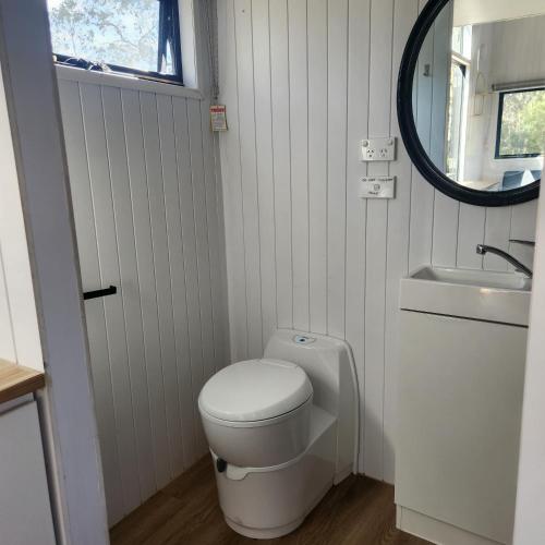 浴室, Northern Grampians Hideaway by Tiny Away in 格萊諾基(VIC)