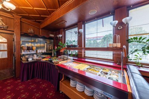 Botel Albatros - image 10