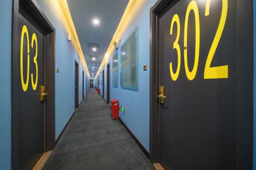 Exterior view, QiQiaoWu Fashion Hotel - Beijing Songjiazhuang Subway Station in Jinsong / Panjiayuan