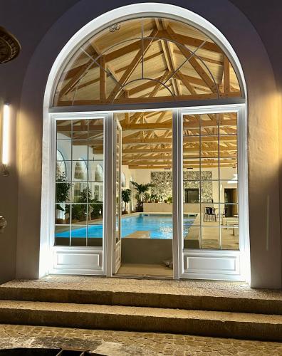 Peldbaseins, Secret d'Uzès - Le Loft - Avec piscine chauffée (Secret d'Uzes - Le Loft - Avec piscine chauffee) in Aubussargues