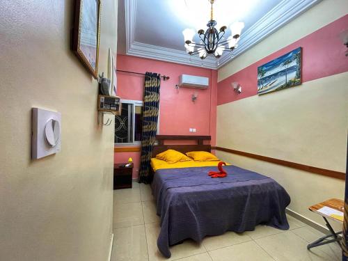 Chambre meublée Biyem Assi TKC Chambre meublée Biyem Assi TKC