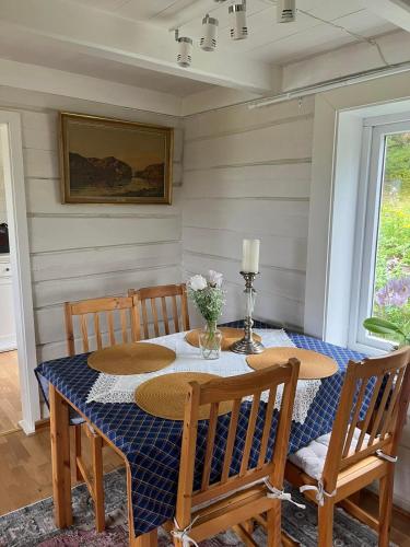 Gammel hus in ซานเนสโยน