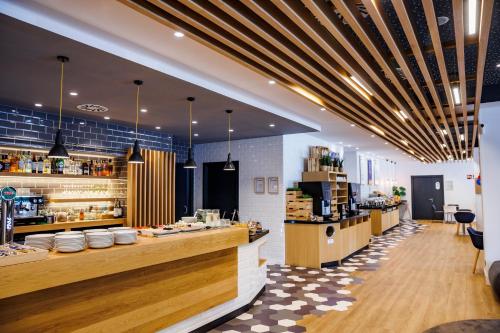 홀리데이 인 익스프레스 빌바오 바이 IHG - 편의 시설/서비스