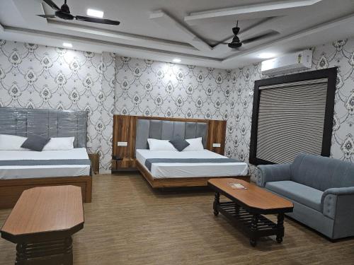 1 queen bed