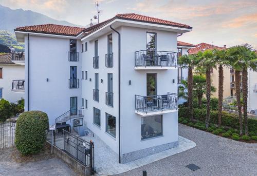 Exterior view, Elvezia Boutique in Baveno