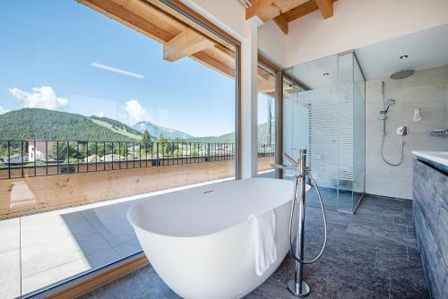 3 bedrooms, 4 beds